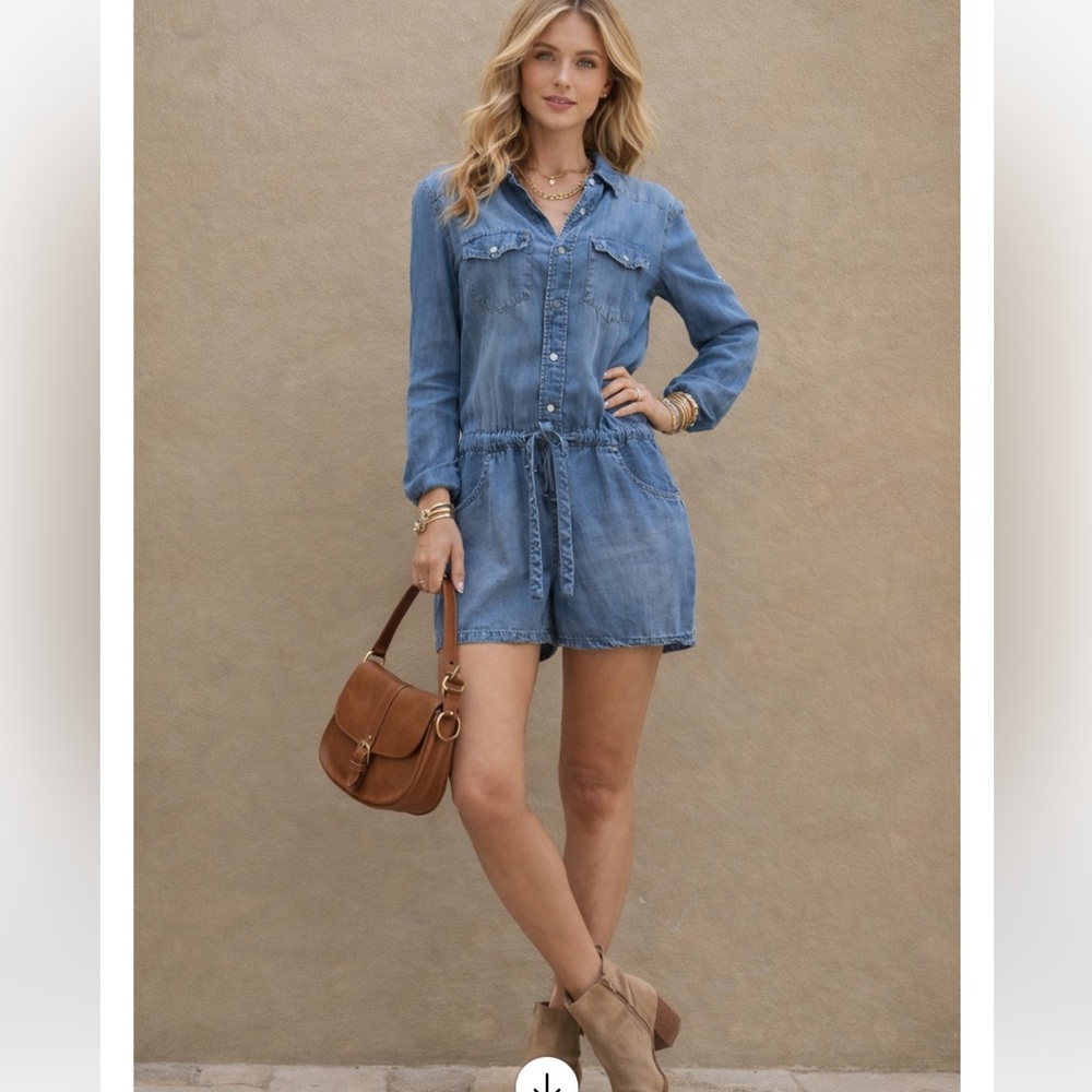 Chambray Denim Romper Jumpsuit Sz S Super cute! Price Firm!